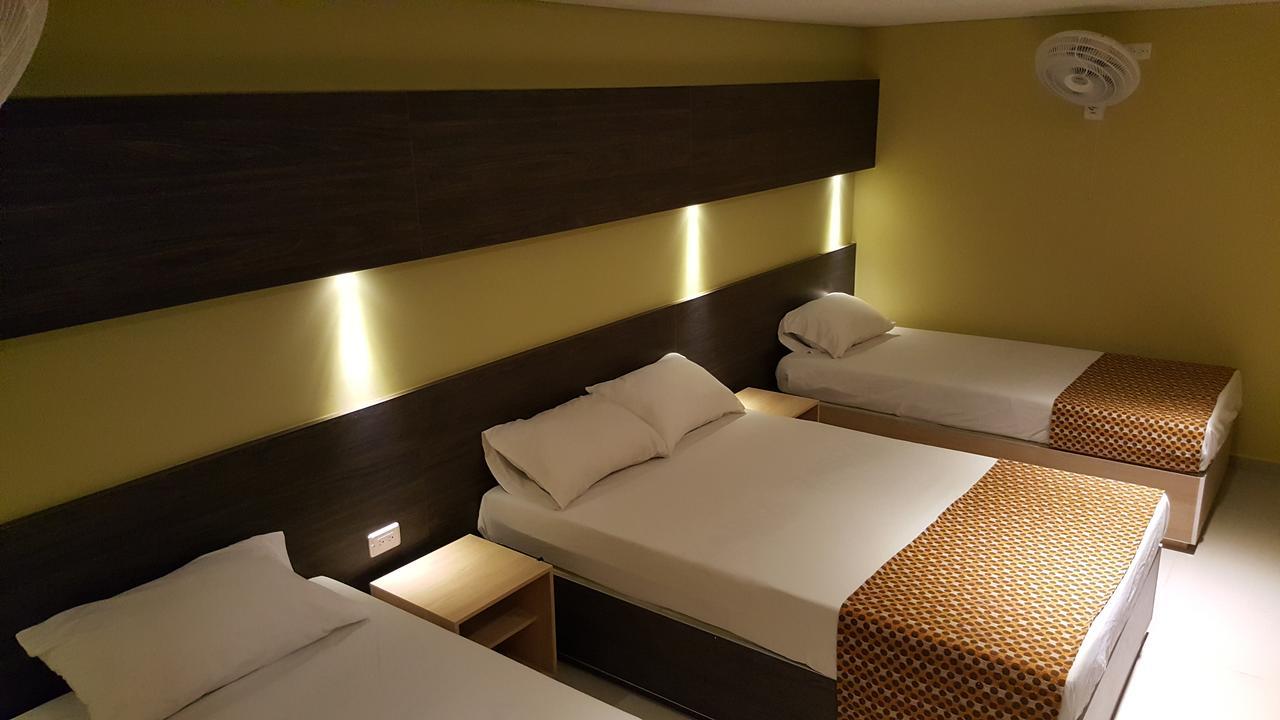 Hotel 56 Avenue Plaza 바랑키야 외부 사진