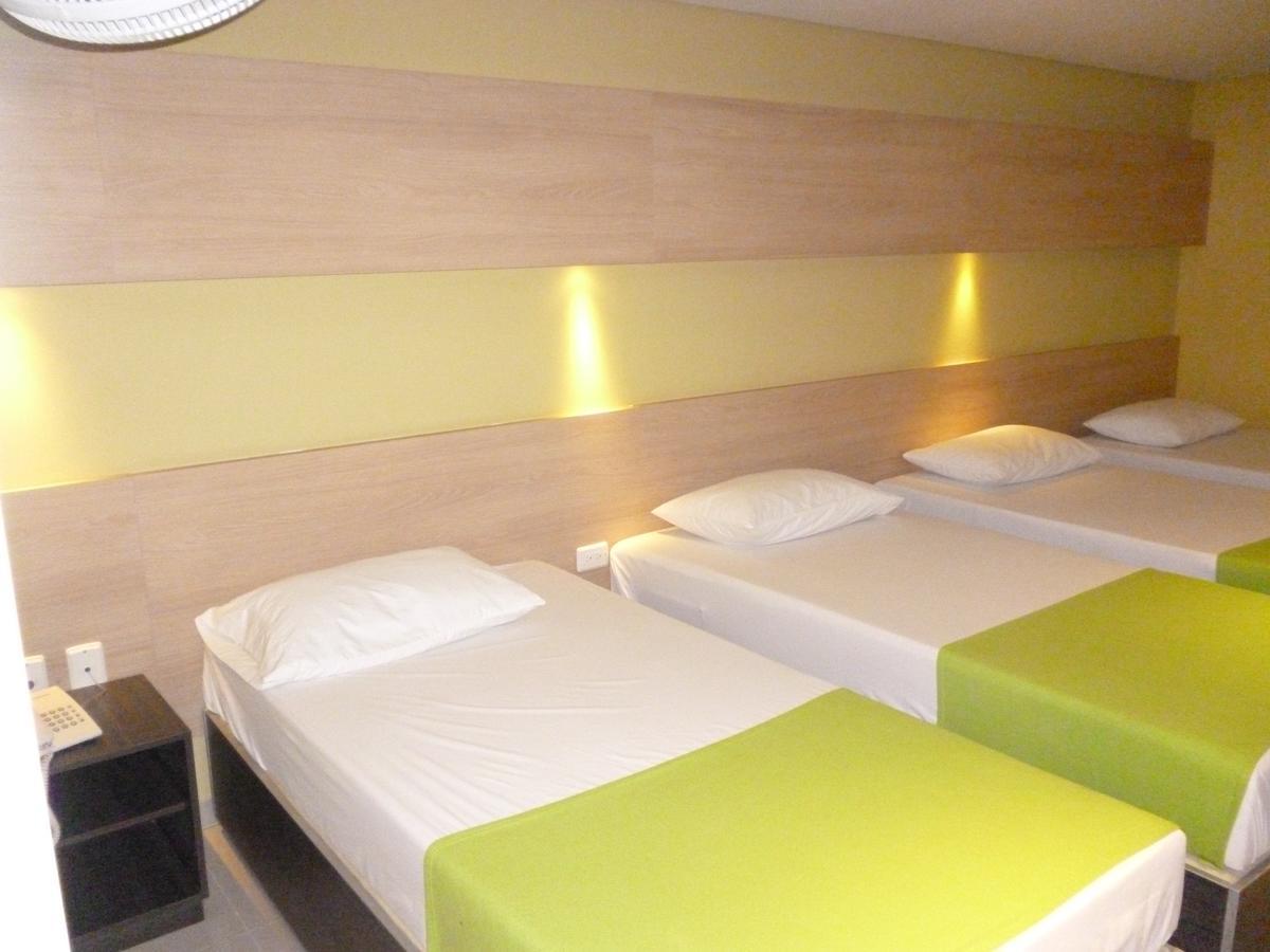 Hotel 56 Avenue Plaza 바랑키야 외부 사진